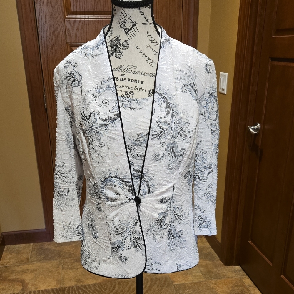 Alex Evenings Size L Jacket and Top Set